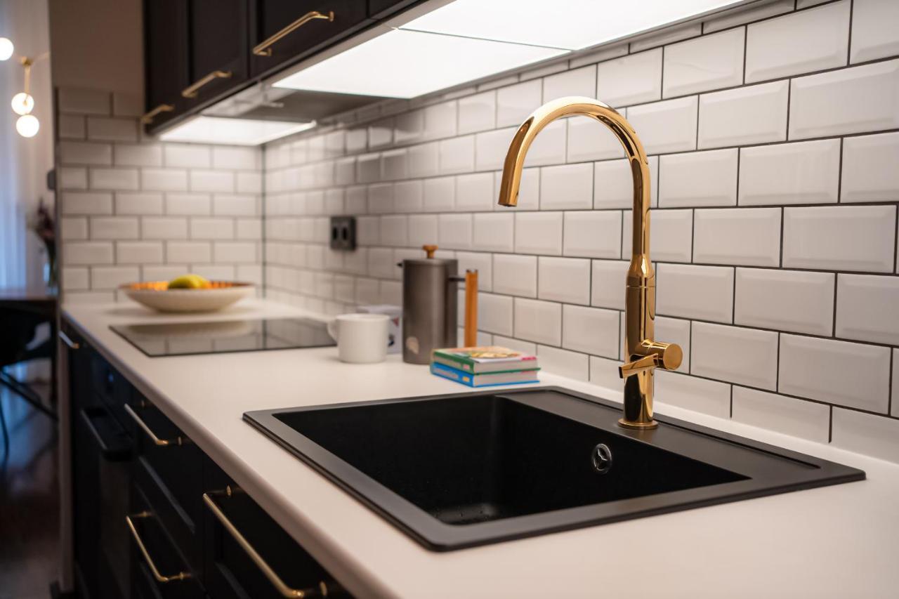 Designer Loft-Ferienwohnung Im Zentrum Mit Tiefgaragen-Parkplatz, Waschmaschine Und Privatterrasse Leipzig Dış mekan fotoğraf