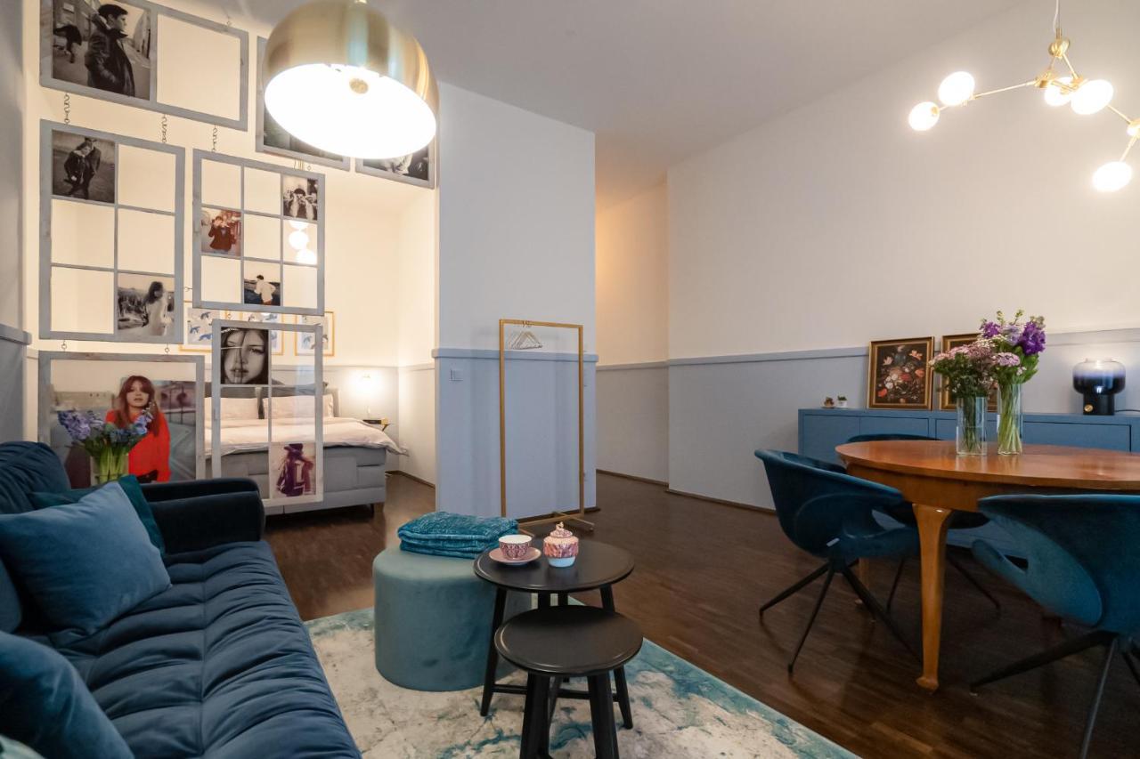 Designer Loft-Ferienwohnung Im Zentrum Mit Tiefgaragen-Parkplatz, Waschmaschine Und Privatterrasse Leipzig Dış mekan fotoğraf
